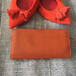 EUC HOBO International Tan Leather Wallet